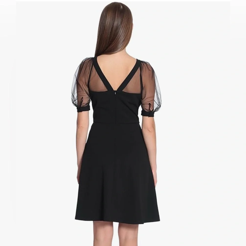 🔹 NWT Maggy London Black Fit & Flare Illusion Dress – Size 6 – Banded Ne… - Picture 2 of 5